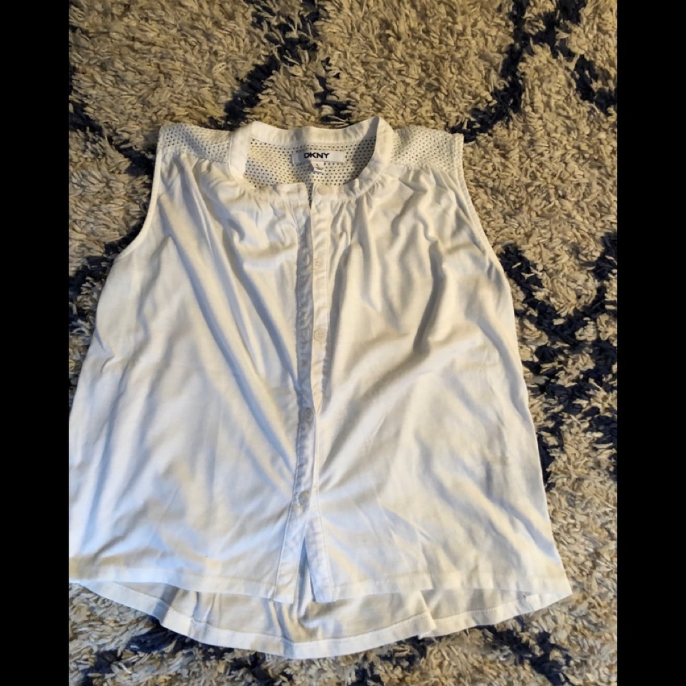 DKNY top